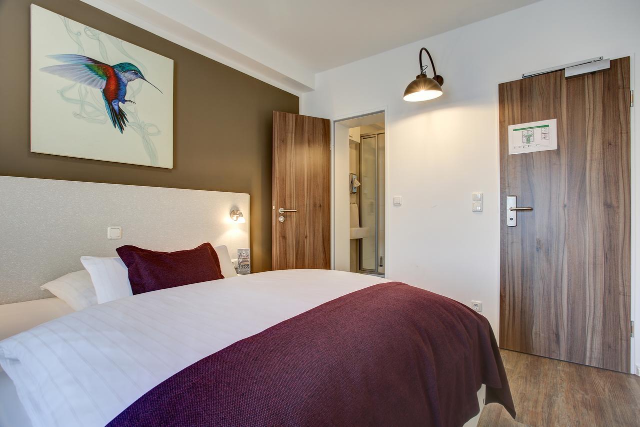 Hotel West 함브루크 외부 사진