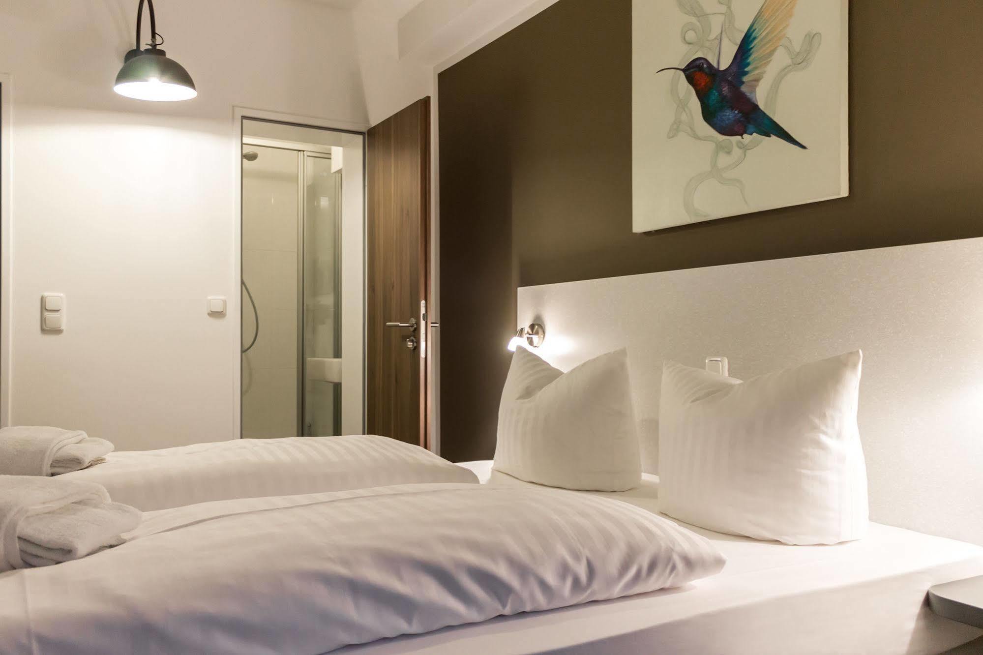 Hotel West 함브루크 외부 사진