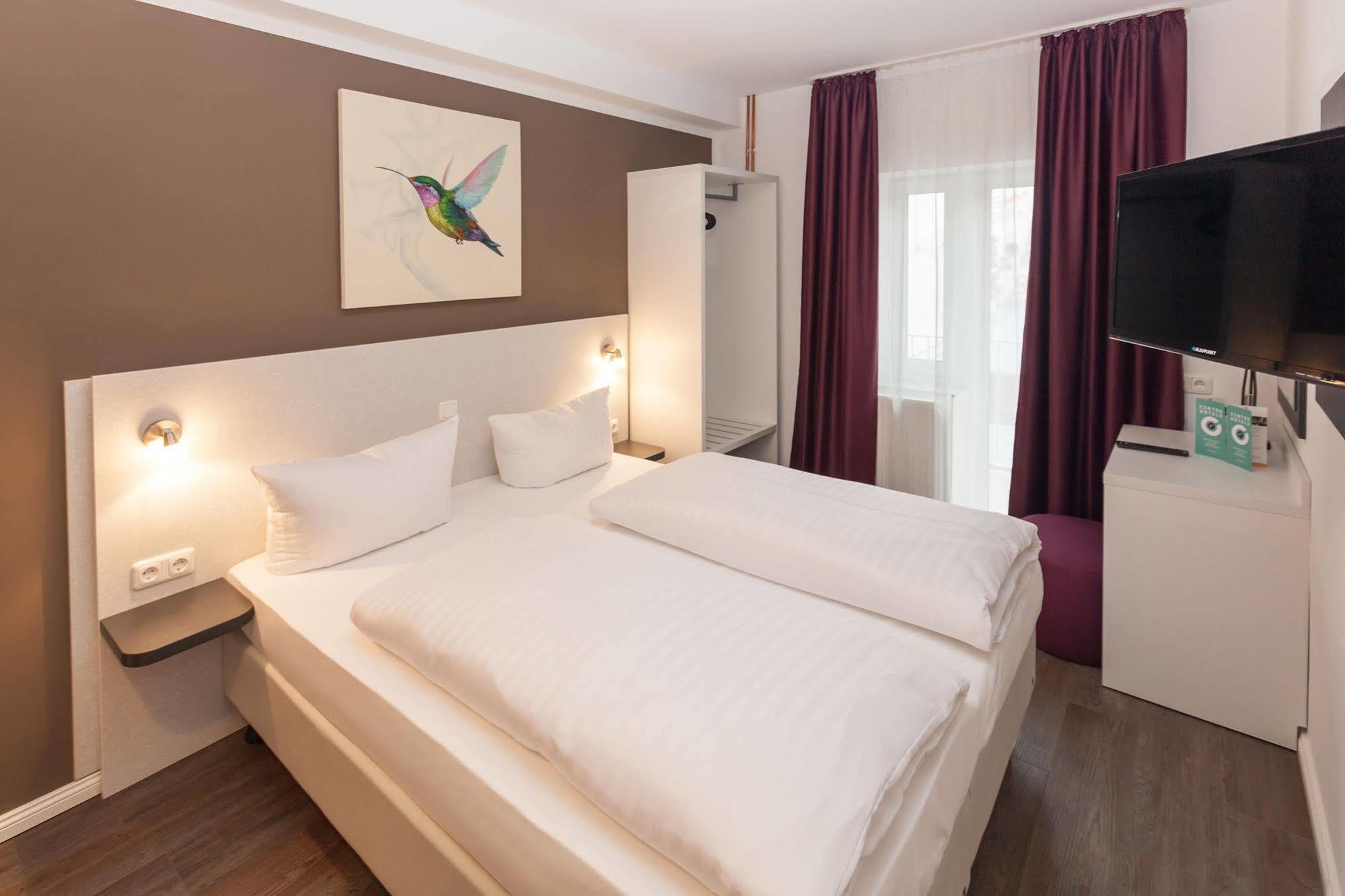 Hotel West 함브루크 외부 사진