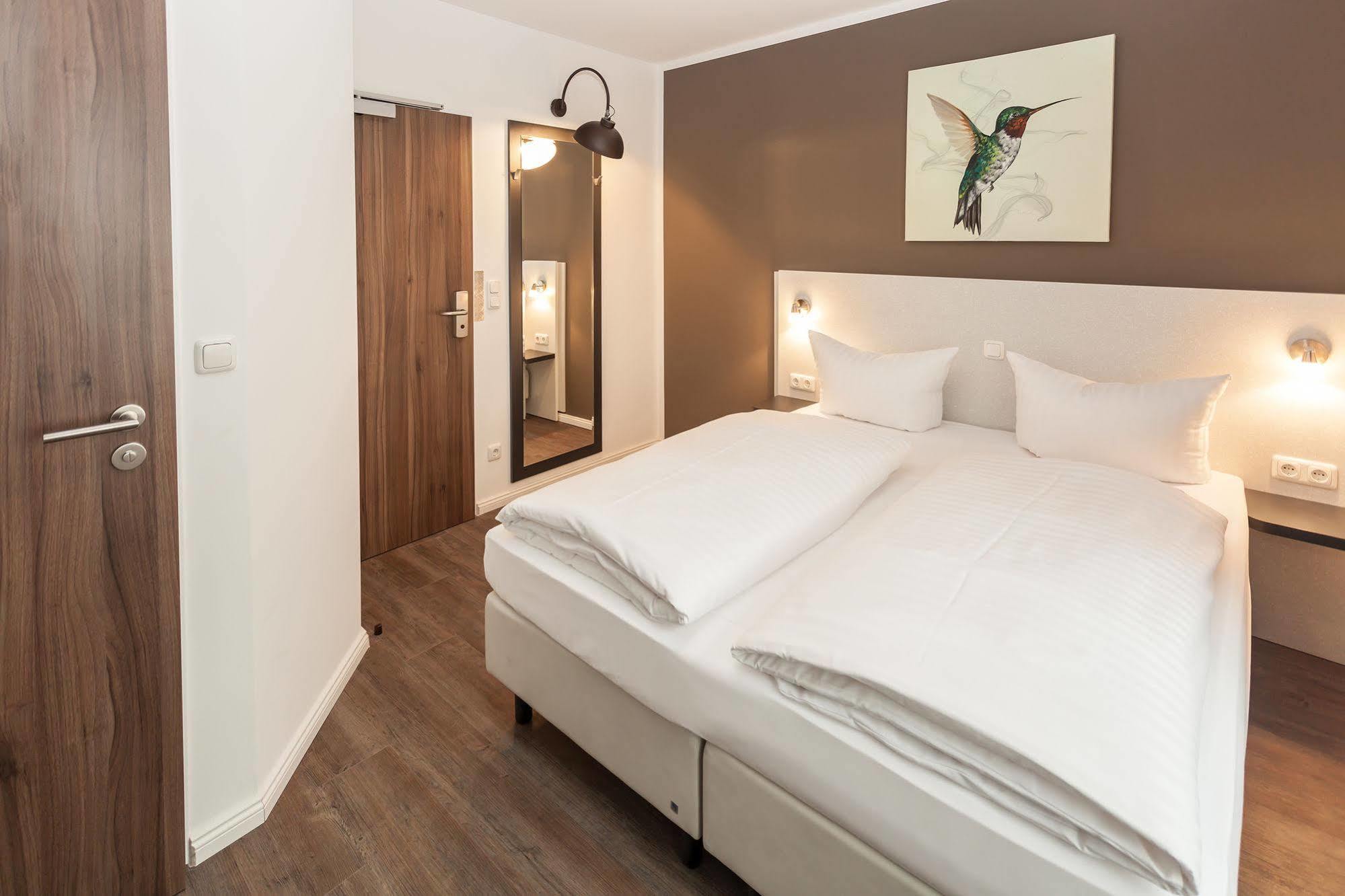 Hotel West 함브루크 외부 사진